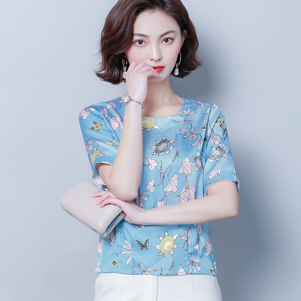 Bluză de damă modernă în patru culori cu motive florale