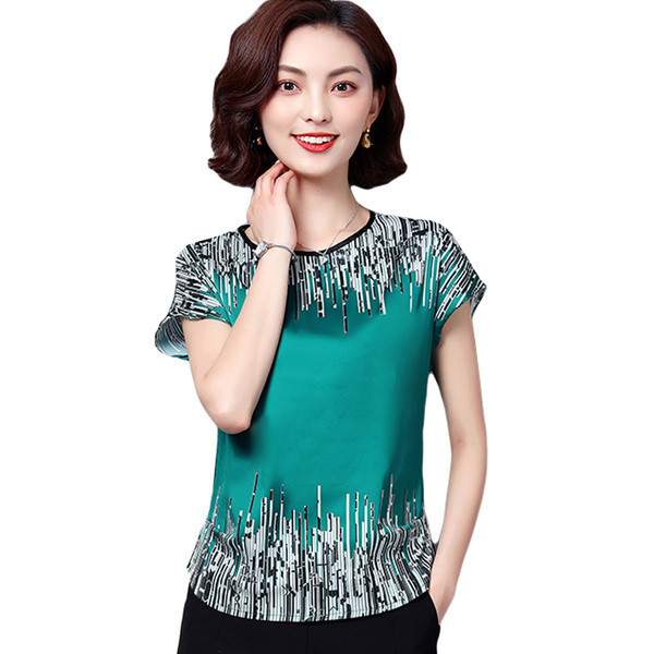 Bluza de dama actuala in patru culori cu decolteu O