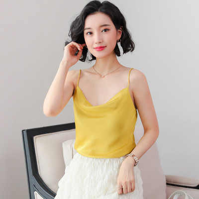 Actual maiou de damă în patru culori cu bretele subțiri