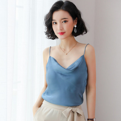 Actual maiou de damă în patru culori cu bretele subțiri