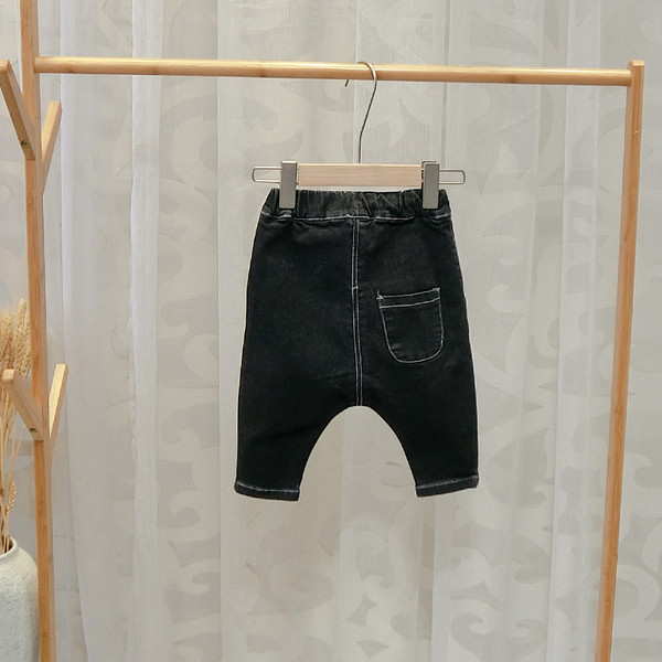 Modern gyerekfarmer fiúknak - fekete színű