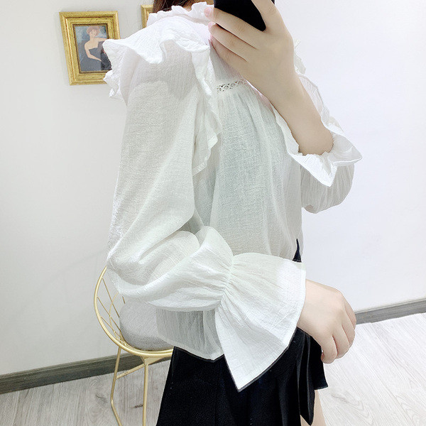 Bluză de damă cu mânecă lungă, albă