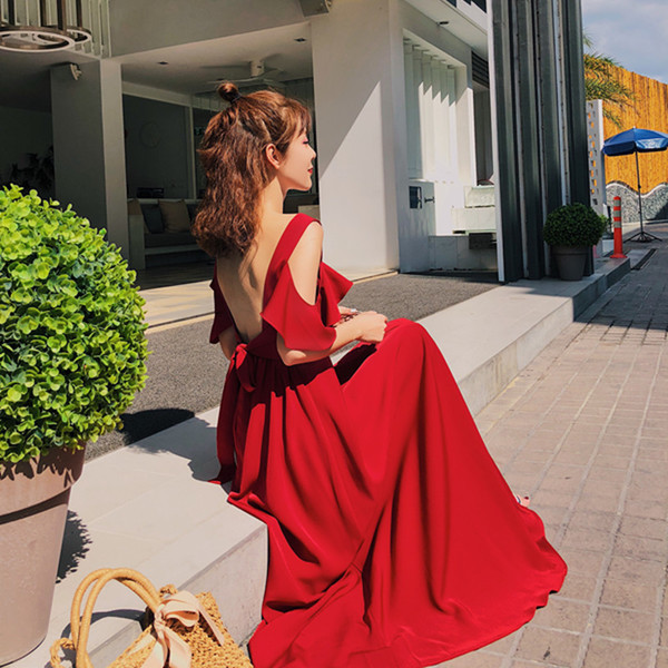 Rochie de dama moderna de culoare rosie - model croiat