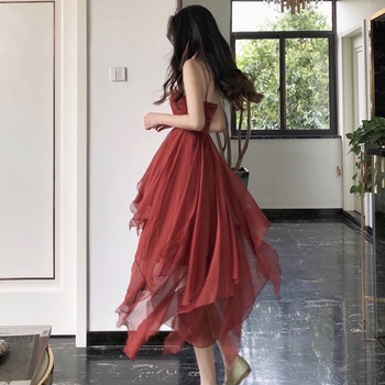 Rochie de dama moderna croiata in culoarea rosie cu bretele subtiri