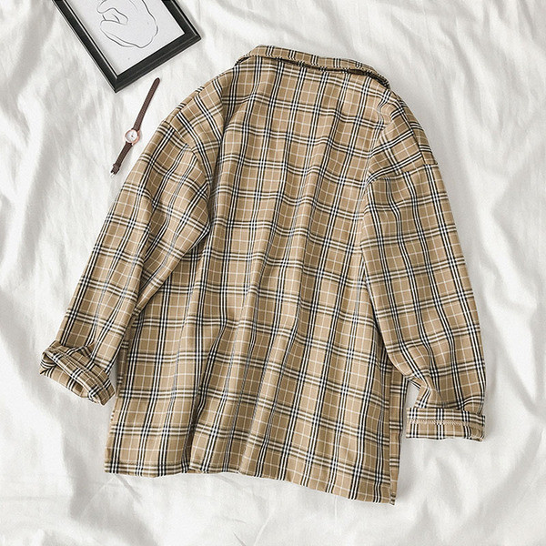 Geaca dama in carouri model lat in negru si maro