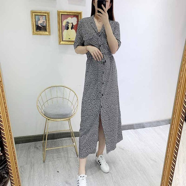 Rochie lunga de dama cu nasturi si cravate