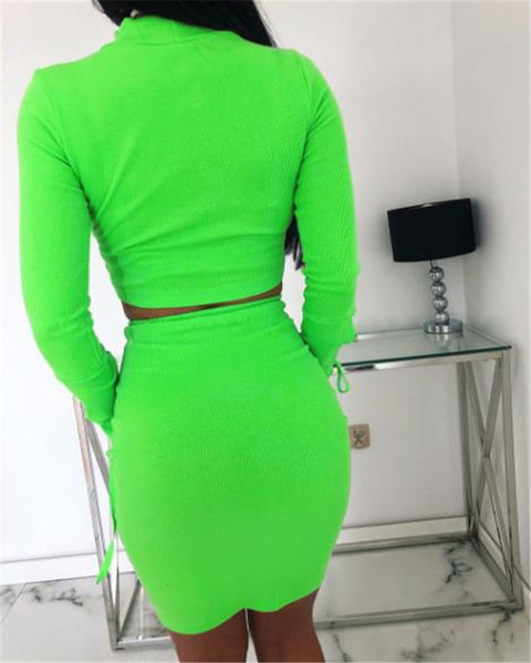 Set de damă din două părți cu părți decupate și cravate de culoare gri și verde