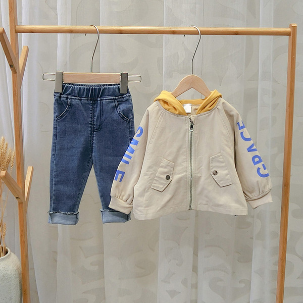 Geaca de copii model nou pentru baieti cu gluga in albastru si bej