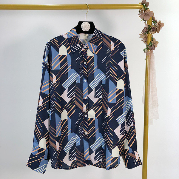 Cămașă casual de damă cu model colorat