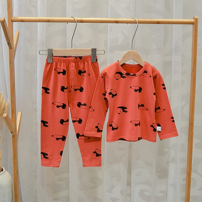 Model nou de pijamale pentru copii in doua parti pentru baieti - mai multe culori