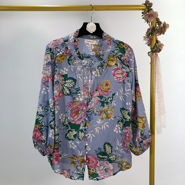 Cămașă de damă în albastru cu model floral