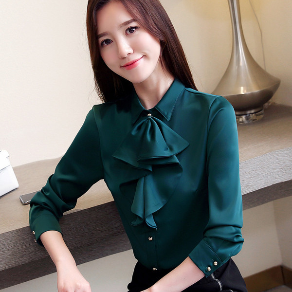 Stílusos női ing négy színben, hosszú ujjakkal és gombokkal