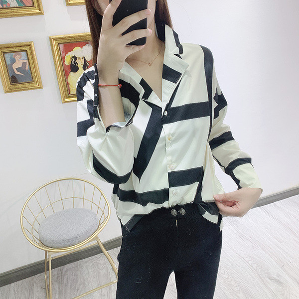 Női hosszú ujjú fehér ing