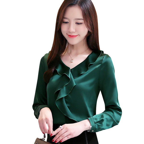 Cămașă de damă în patru culori cu mâneci lungi și decolteu în V