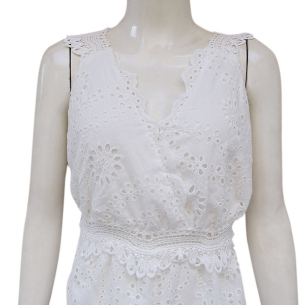 Salopetă de damă model NOU din dantelă cu bretele largi în culoarea albă