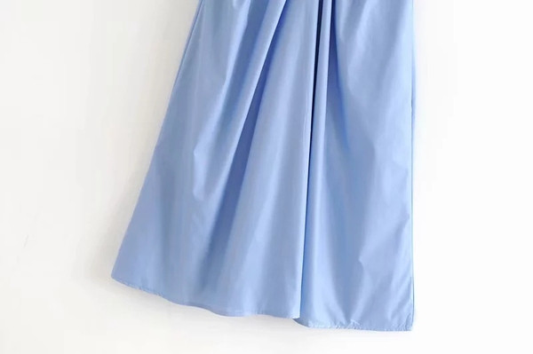 Rochie de damă decupată cu decolteu în V în albastru