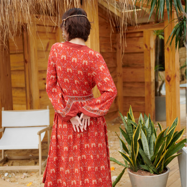 Rochie lungă de damă cu talie înaltă