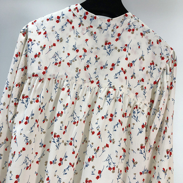 Cămașă cu mânecă lungă, albă, cu model floral