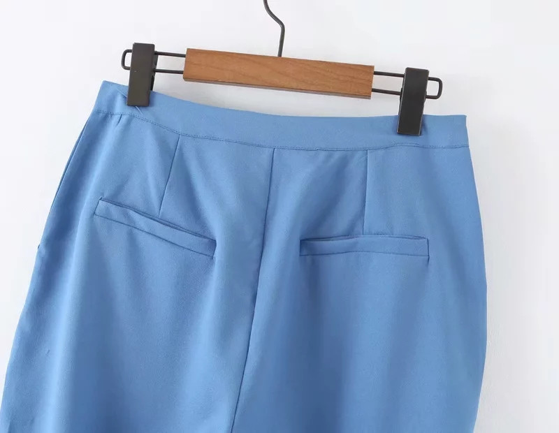 Pantaloni eleganti de dama cu buzunar in albastru