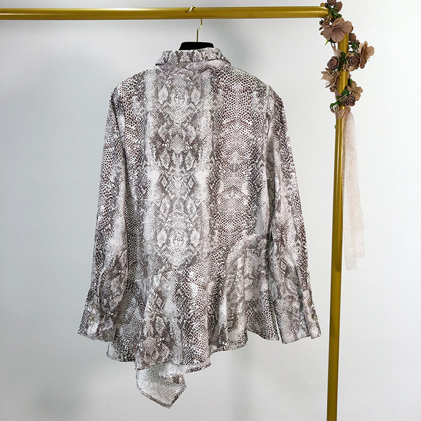 Cămașă de damă cu imprimeu animal