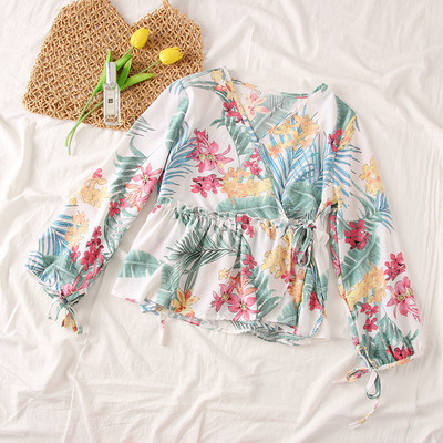 Bluză de damă colorată cu motive florale - mai multe culori