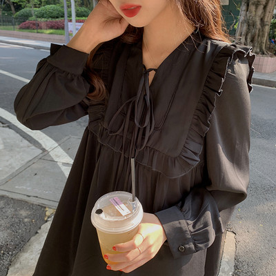 Alkalmi női ruha fekete színben, hosszú ujjal