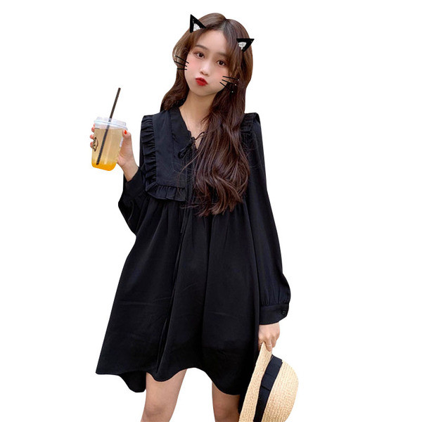 Alkalmi női ruha fekete színben, hosszú ujjal