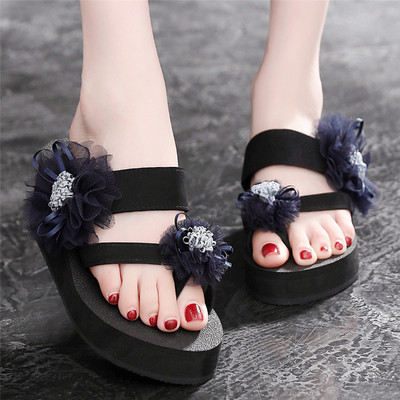 Alkalmi női papucs lapos talppal, virágokkal több színben