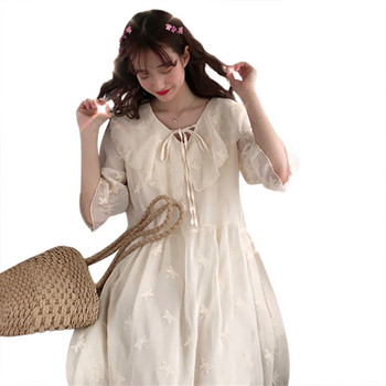 Rochie lejeră lungă de damă în alb cu decolteu O