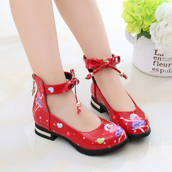 Modern gyerekcipő négy színben, rátéttel