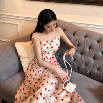 Rochie moderna de dama lunga cu talie inalta - model croiat