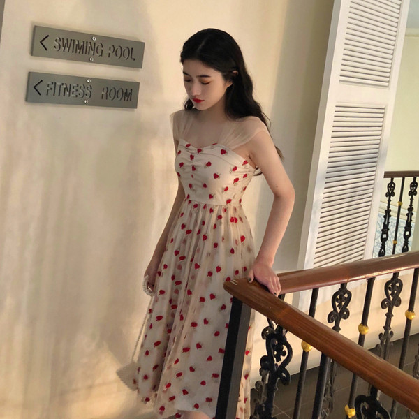 Rochie moderna de dama lunga cu talie inalta - model croiat