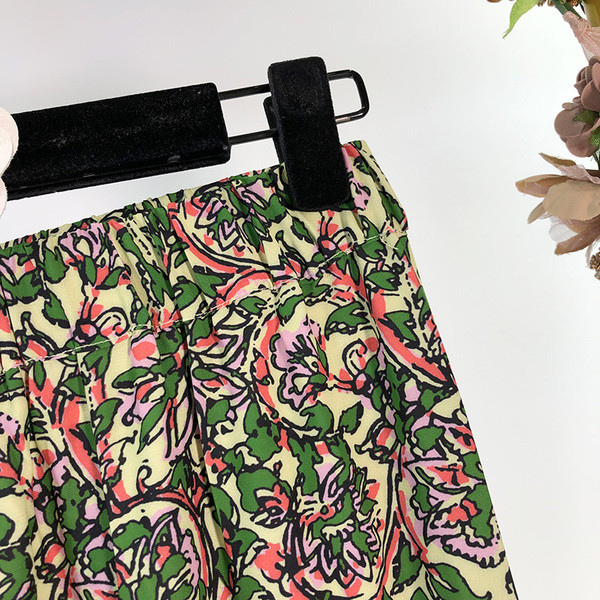 Modern női széles szoknya színes mintával