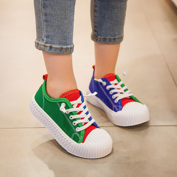 Aktuális gyerek tornacipő három színben fiúknak