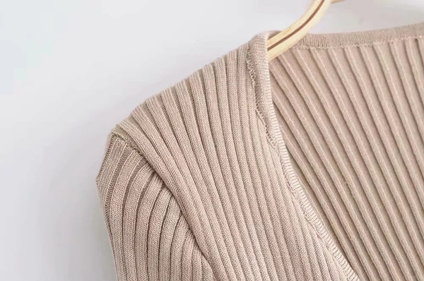 Pulover de damă modern cu cravate și decolteu în V - trei culori