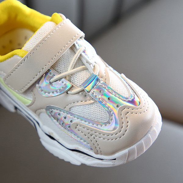 Adidași pentru copii în trei culori cu inscripție pentru băieți și fete