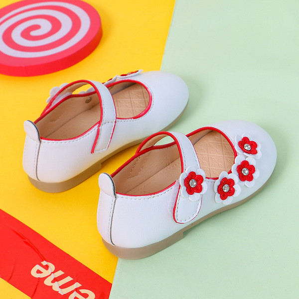 Pantofi moderni pentru copii pentru fete - in trei culori cu elemente 3D