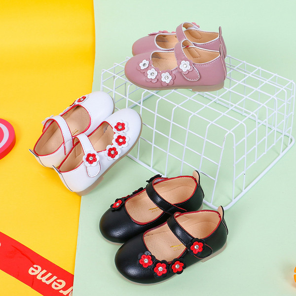 Pantofi moderni pentru copii pentru fete - in trei culori cu elemente 3D