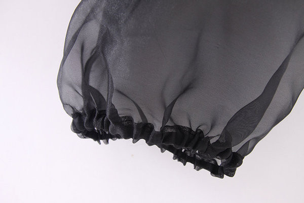 Bluză de damă elegantă cu decolteu în V de culoare neagră