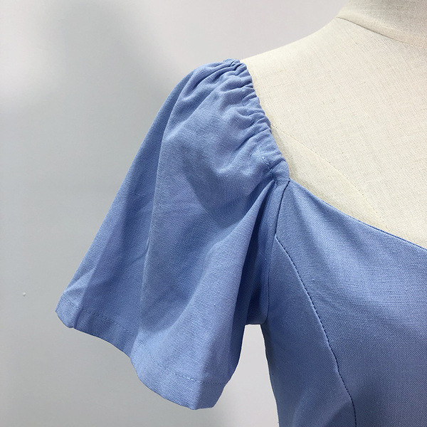 Rochie de dama cu decolteu patrat in albastru