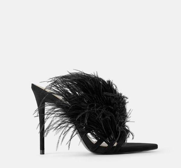 Papuci de dama negru cu toc subtire si pene