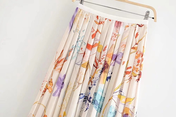 Fusta lungă de damă modernă cu model floral