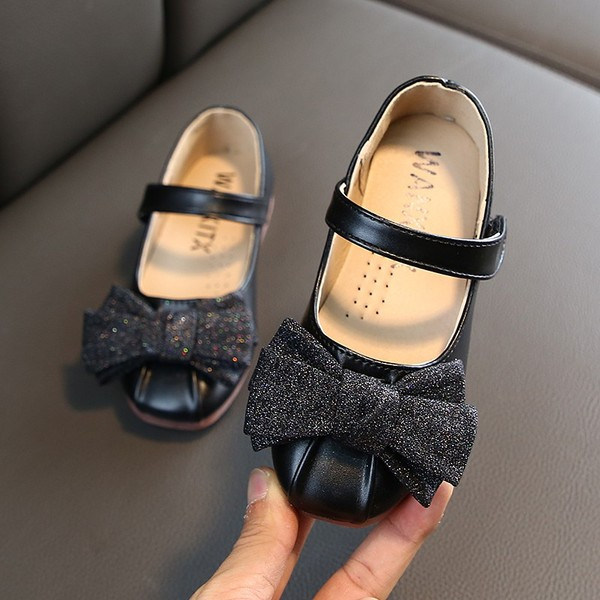 Pantofi moderni pentru copii pentru fete in trei culori cu panglica