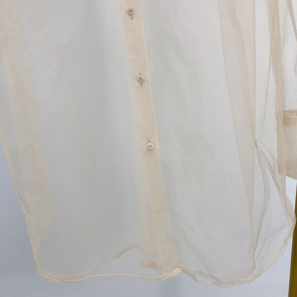 Cămașă de damă din tul cu mâneci lungi