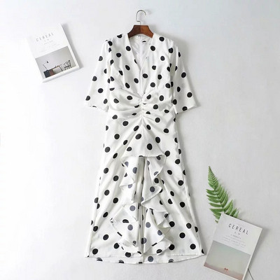 Rochie de damă modernă cu buline în alb-negru