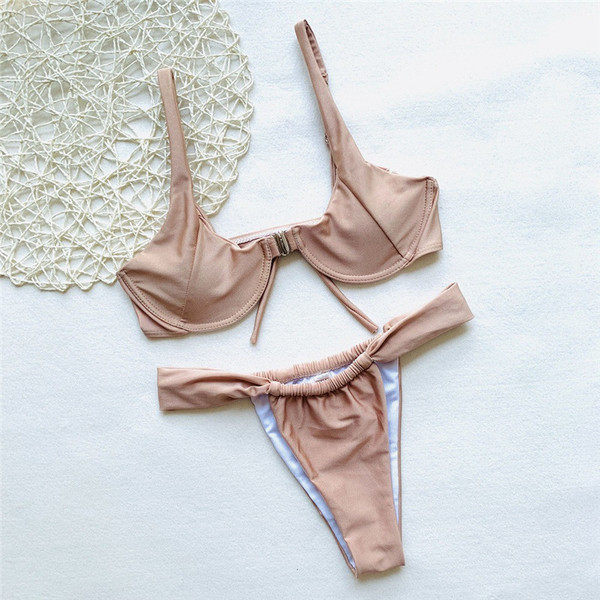 Model nou costum de baie modern cu inchidere in fata in doua culori