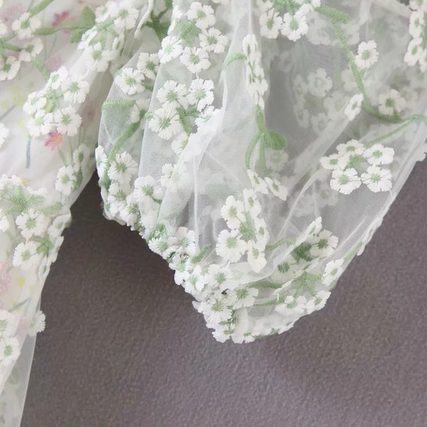 Rochie de dama model nou cu motive florale - culoare alba