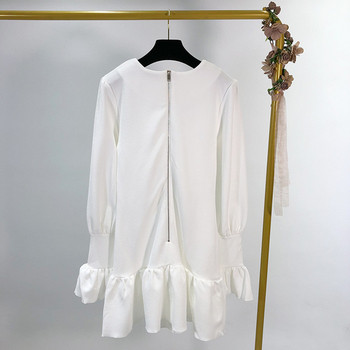 Rochie de damă cu decolteu în V adânc și mâneci lungi