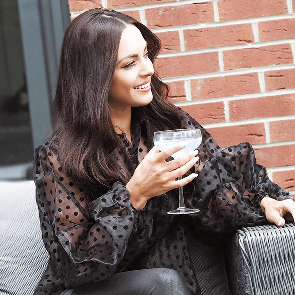 Bluză transparentă de vară cu mâneci lungi