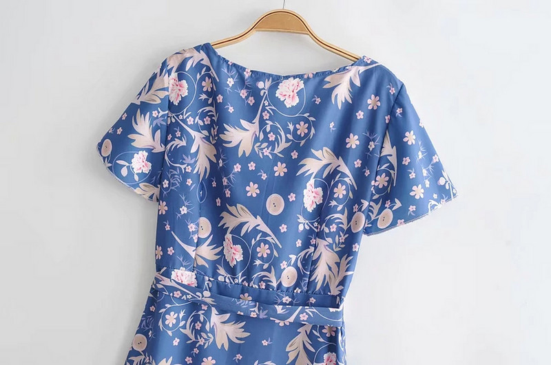 Rochie de dama cu model colorat si maneci scurte